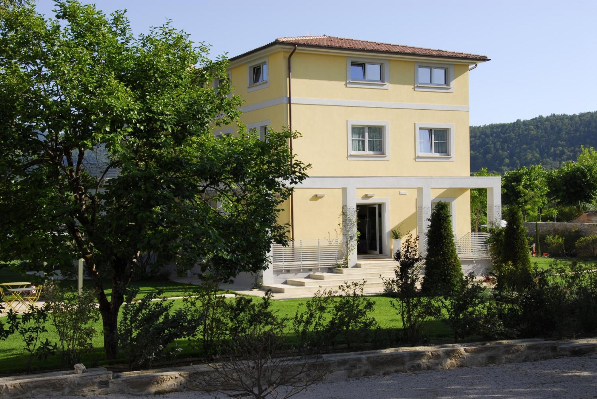 Ai Lecci In Centro Hotell Sarteano Exteriör bild