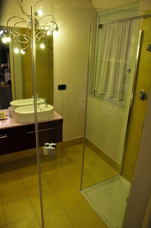 Ai Lecci In Centro Hotell Sarteano Exteriör bild