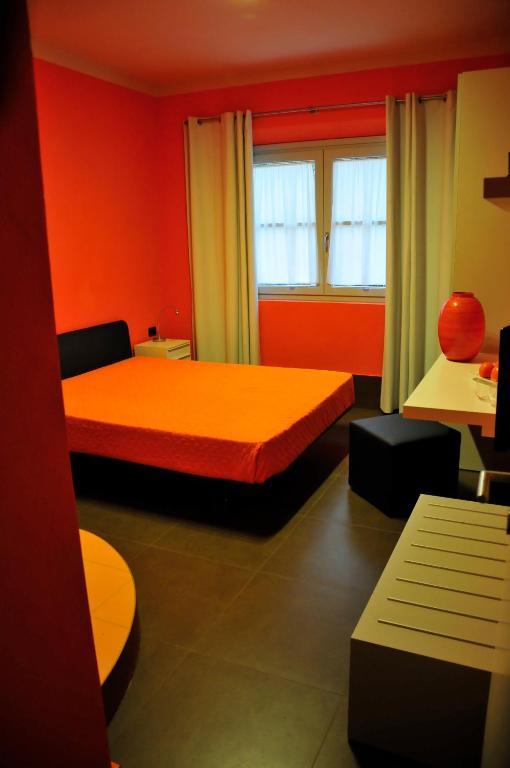 Ai Lecci In Centro Hotell Sarteano Rum bild